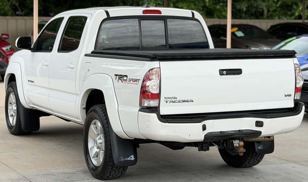 2015 Toyota Tacoma Image 6