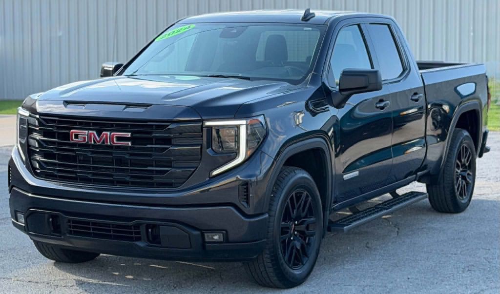 2024 GMC Sierra Image 1