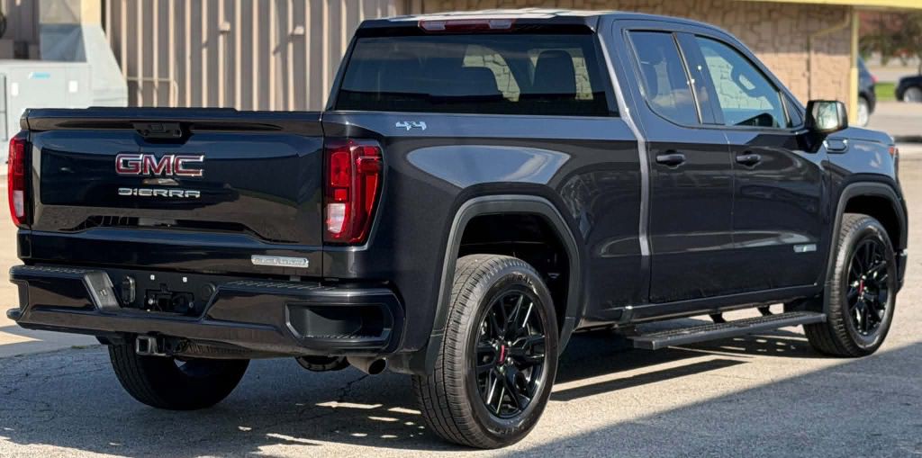 2024 GMC Sierra Image 4