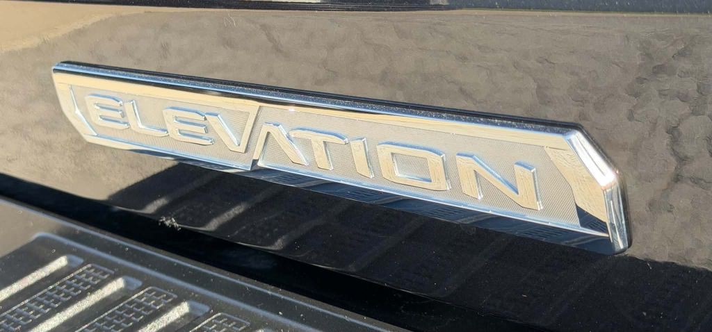 2024 GMC Sierra Image 8