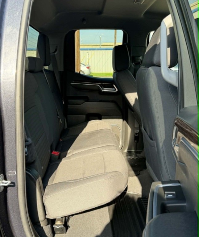 2024 GMC Sierra Image 14