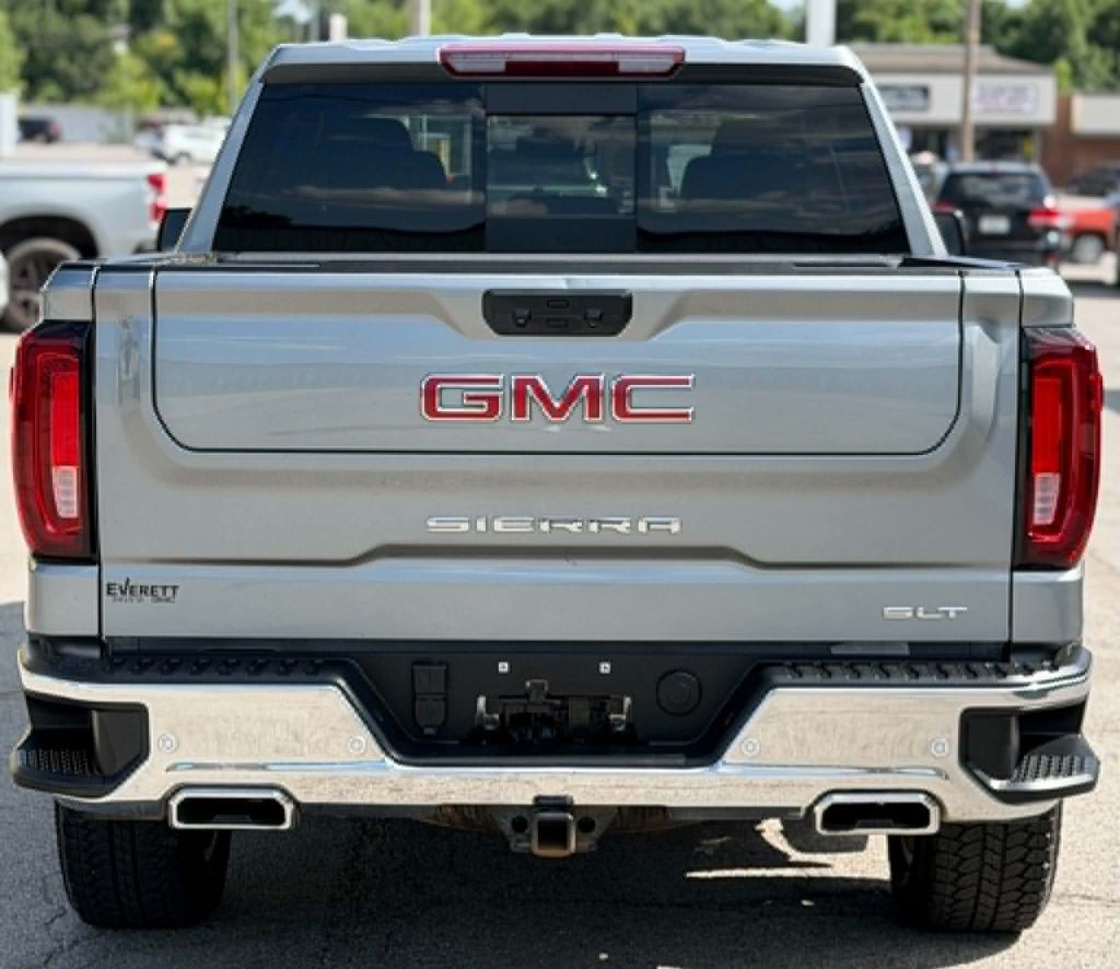 2024 GMC Sierra Image 5