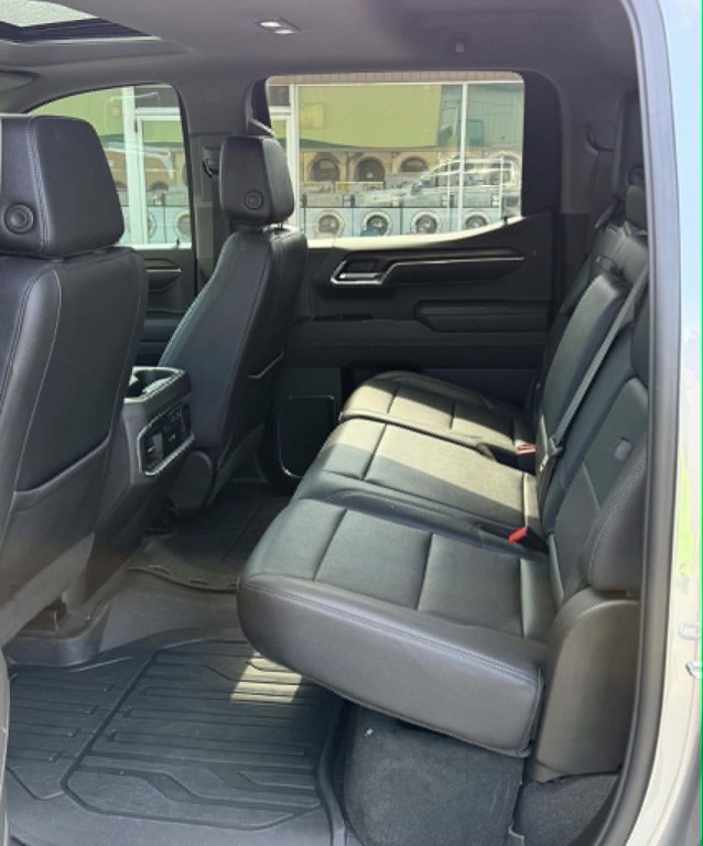 2024 GMC Sierra Image 17