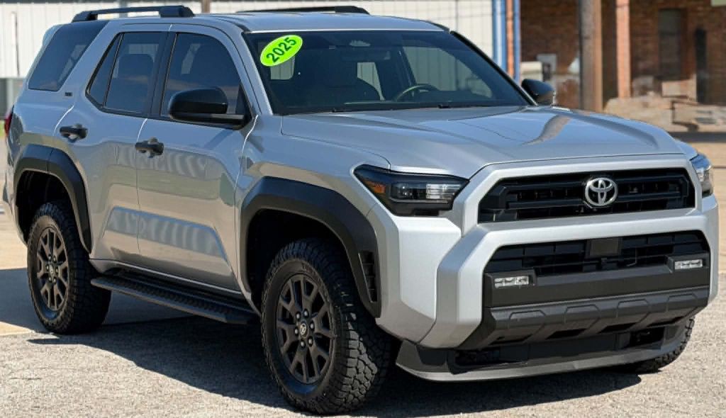 2025 Toyota 4Runner Image 3