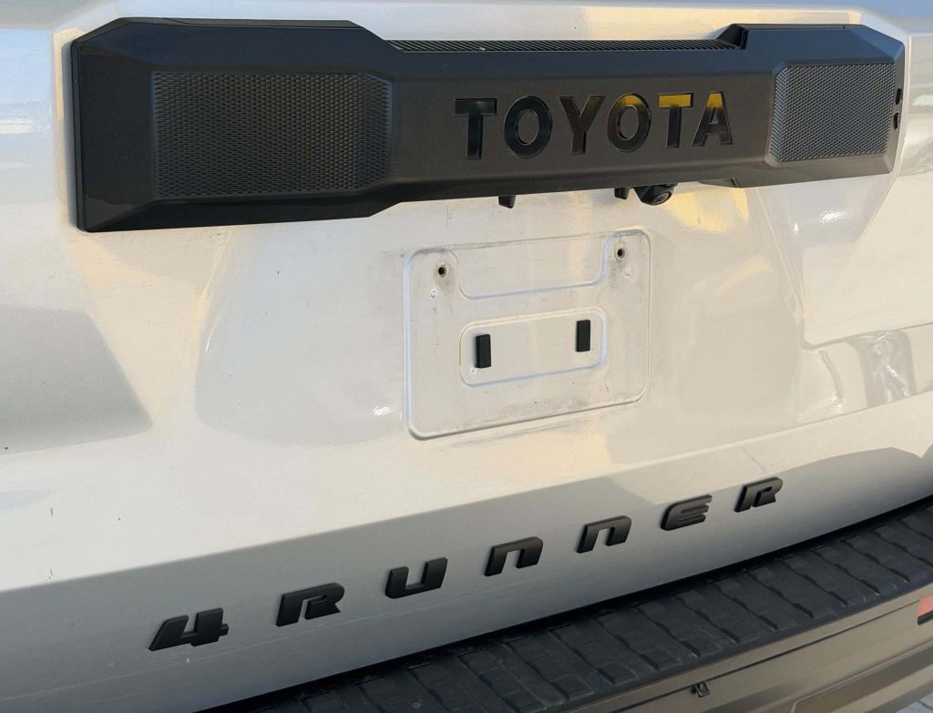 2025 Toyota 4Runner Image 14