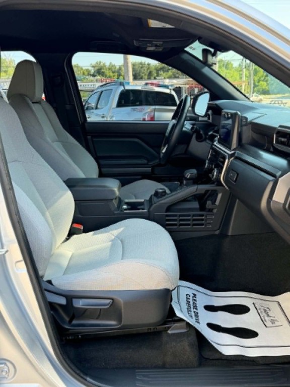 2025 Toyota 4Runner Image 19