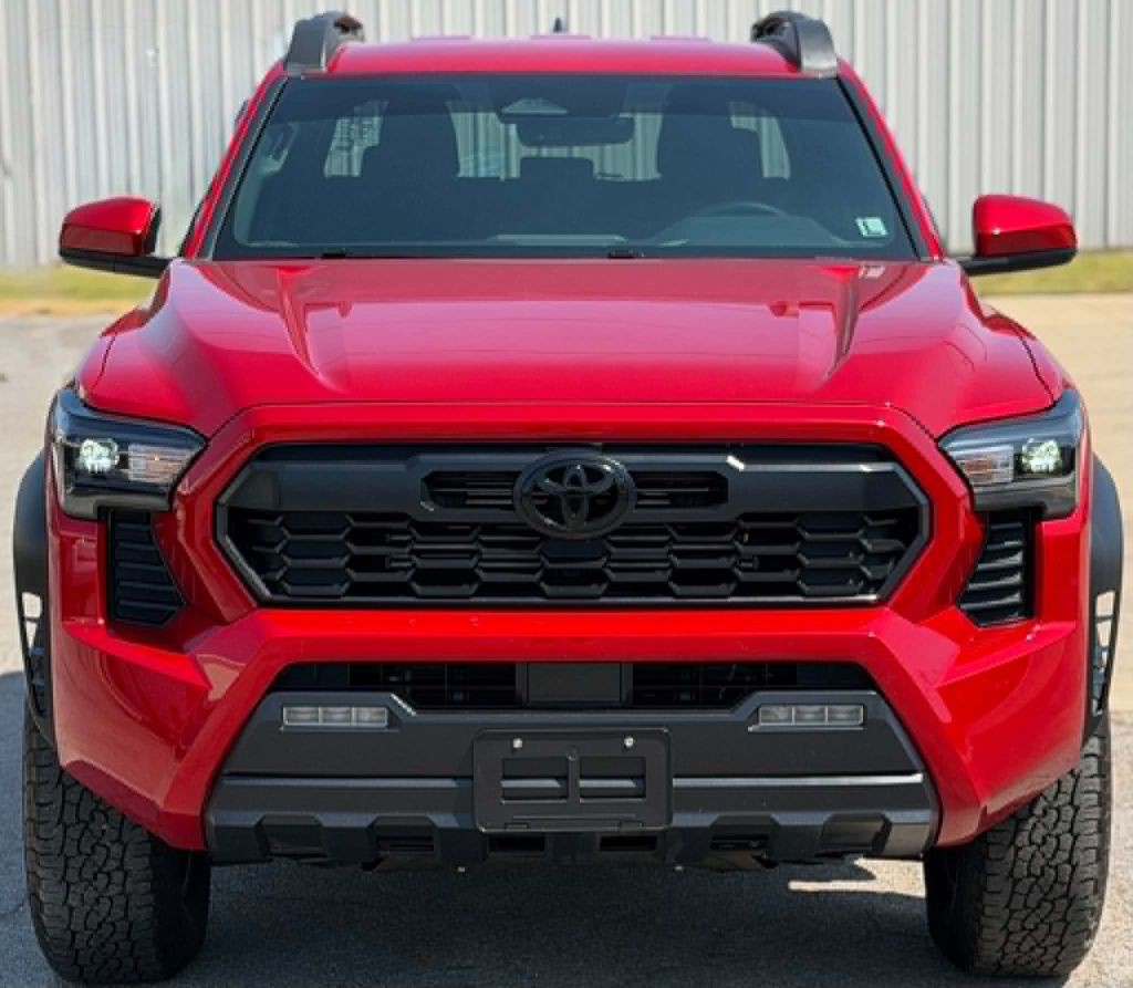 2026 Toyota Tacoma Image 2