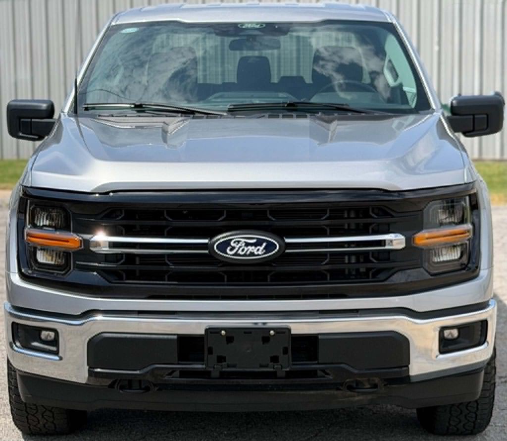 2025 Ford F-150 Image 2