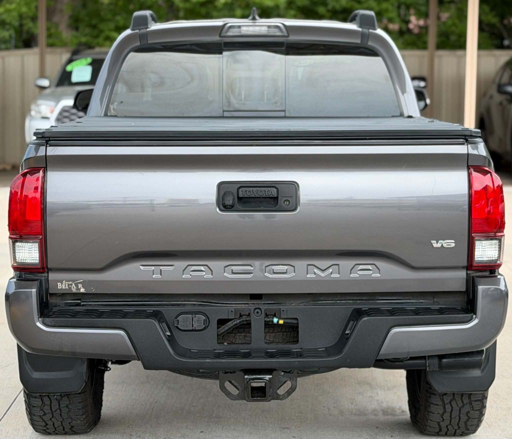 2019 Toyota Tacoma Image 5