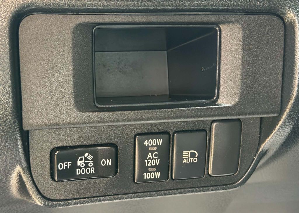 2019 Toyota Tacoma Image 14