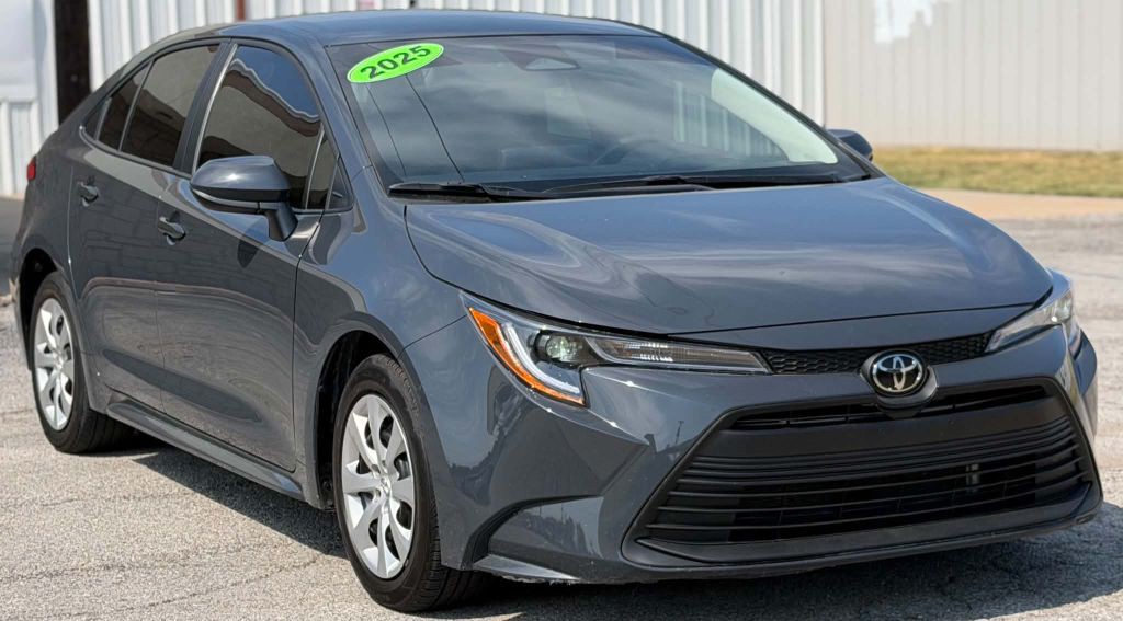 2025 Toyota Corolla Image 3