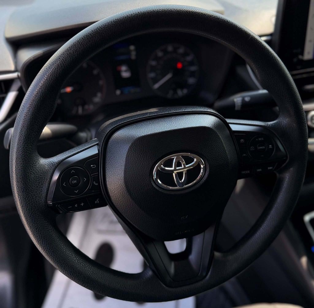 2025 Toyota Corolla Image 11