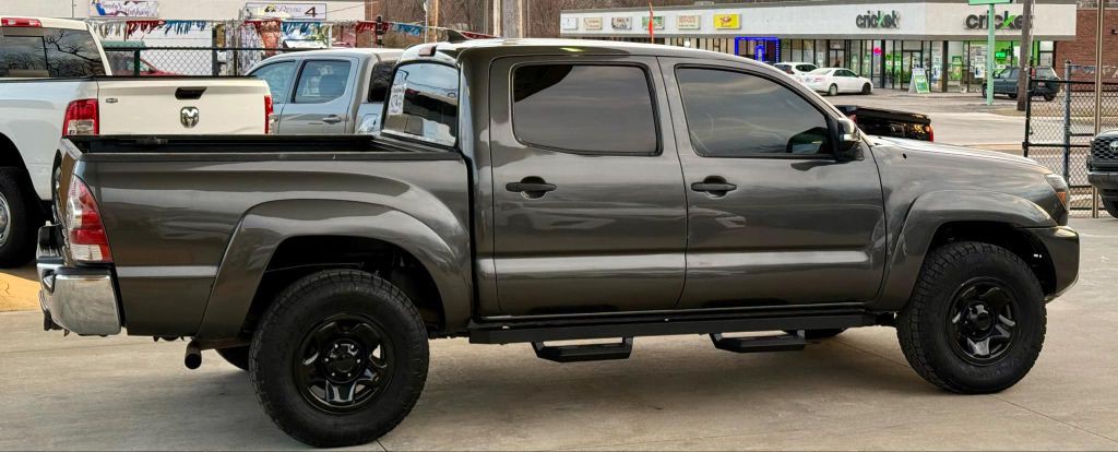 2015 Toyota Tacoma Image 5