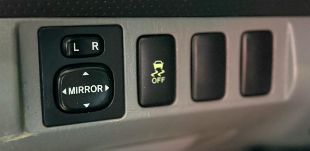 2015 Toyota Tacoma Image 19