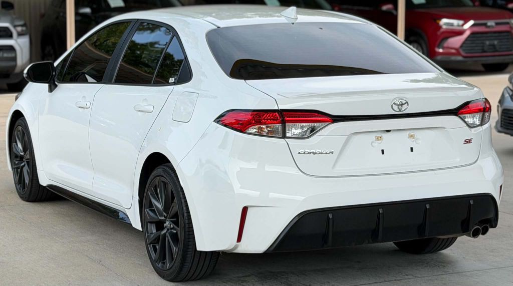 2024 Toyota Corolla Image 6