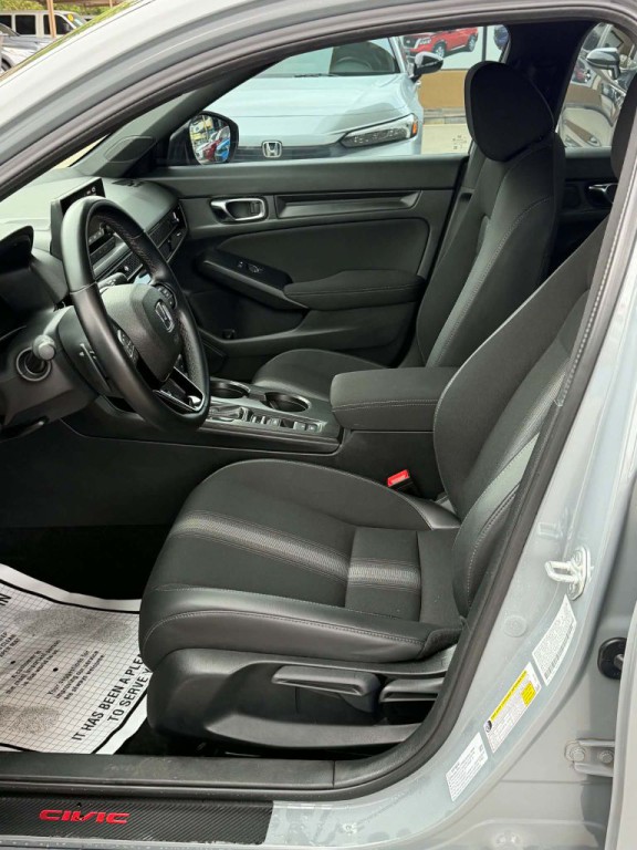 2025 Honda Civic Image 14
