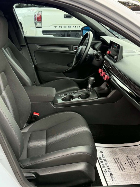 2025 Honda Civic Image 17