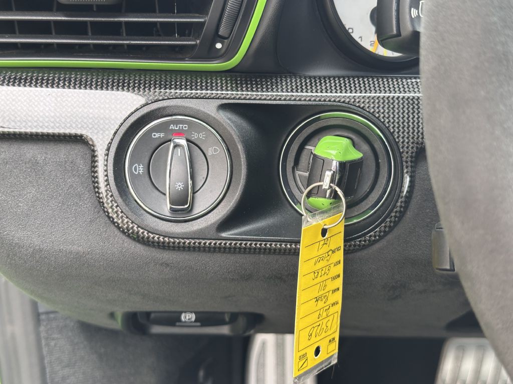 2019 Porsche 911 Image 60