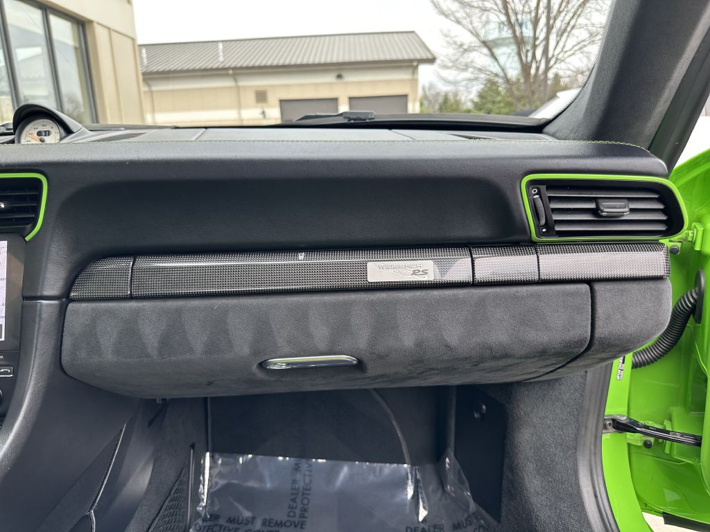 2019 Porsche 911 Image 100