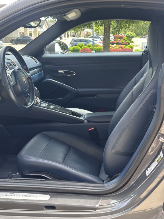 2015 Porsche Cayman Image 22