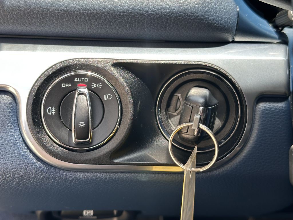 2015 Porsche Cayman Image 31