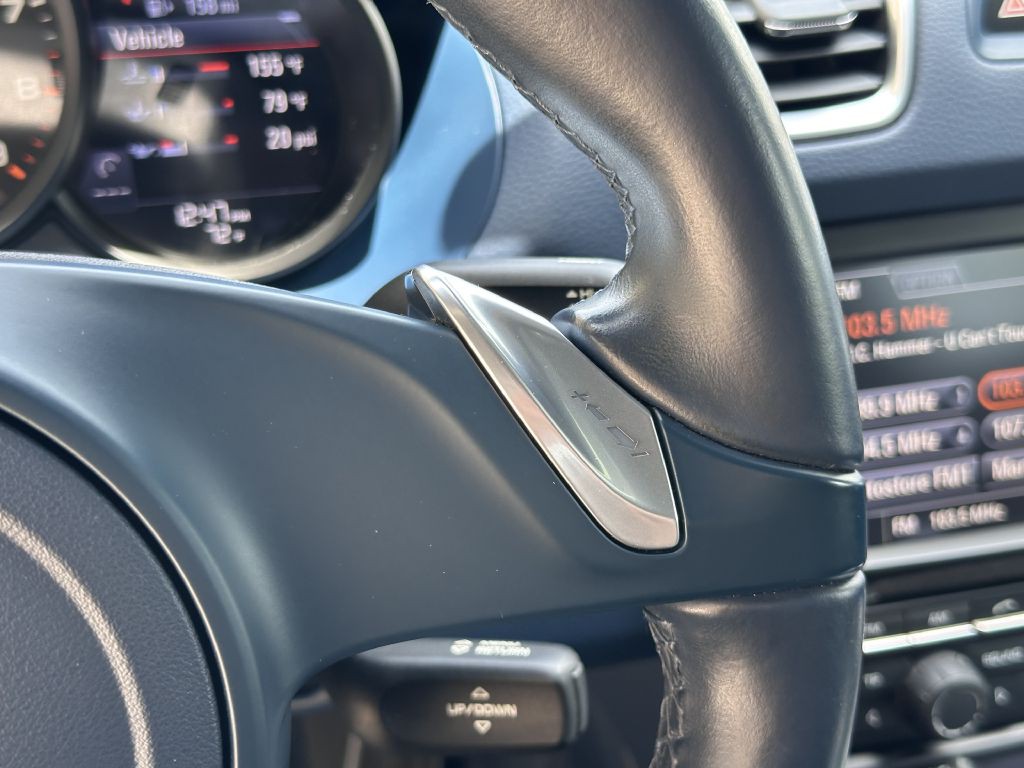 2015 Porsche Cayman Image 37