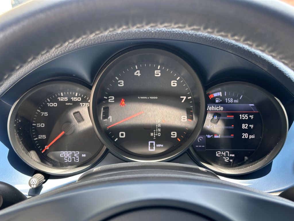 2015 Porsche Cayman Image 40