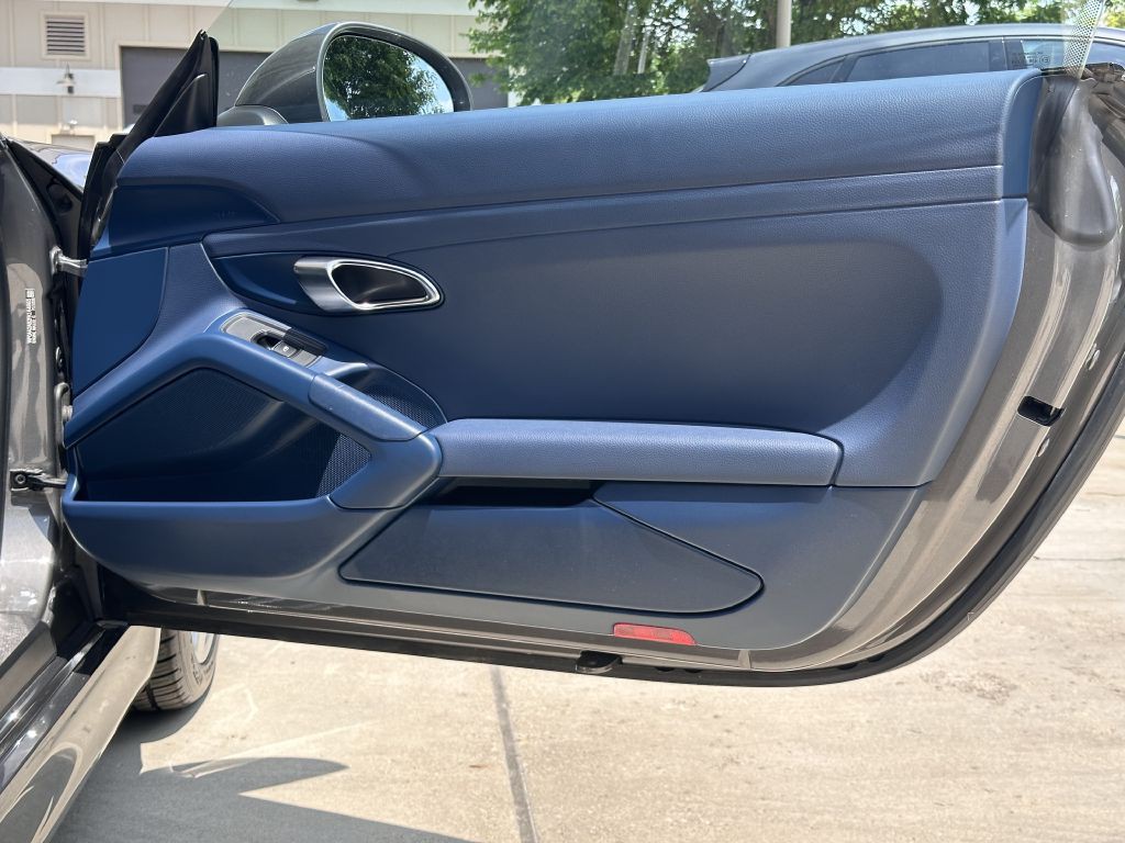 2015 Porsche Cayman Image 62