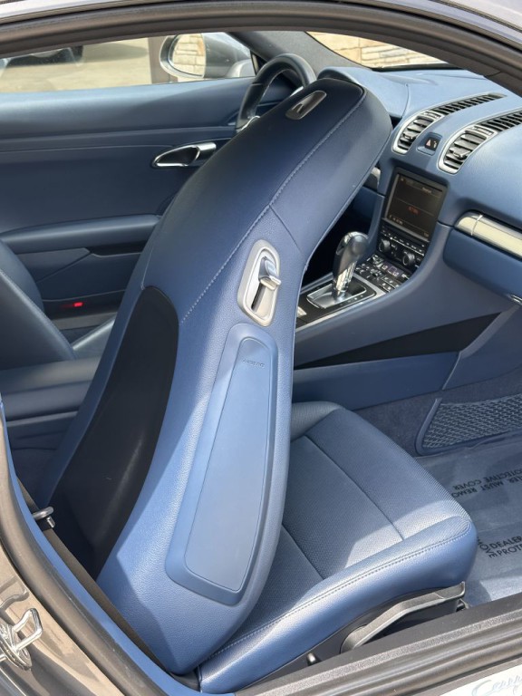 2015 Porsche Cayman Image 81