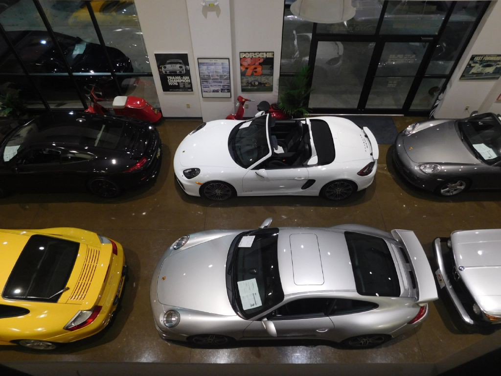 2015 Porsche Cayman Image 103