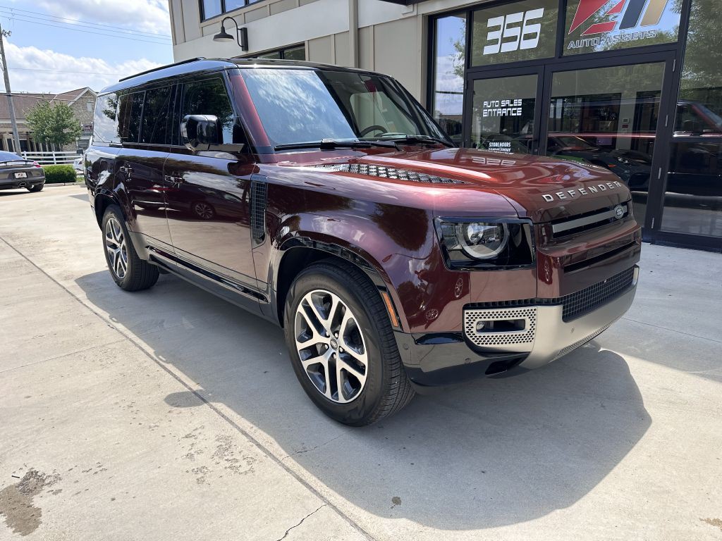 2024 Land Rover Defender Image 3