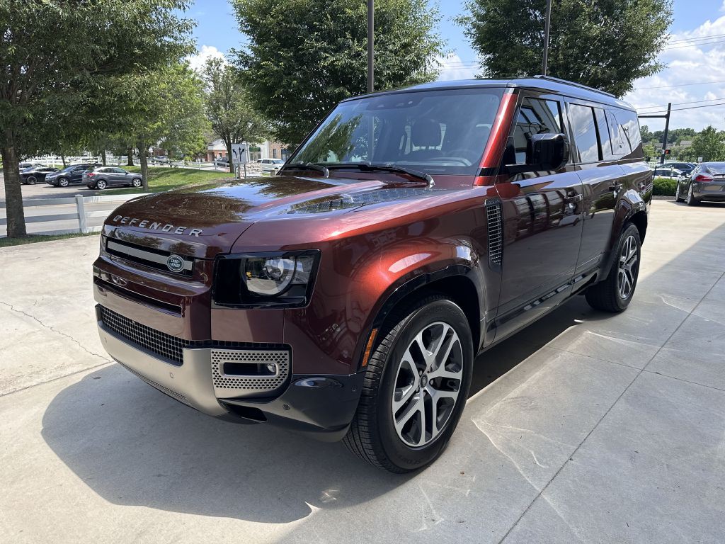2024 Land Rover Defender Image 5