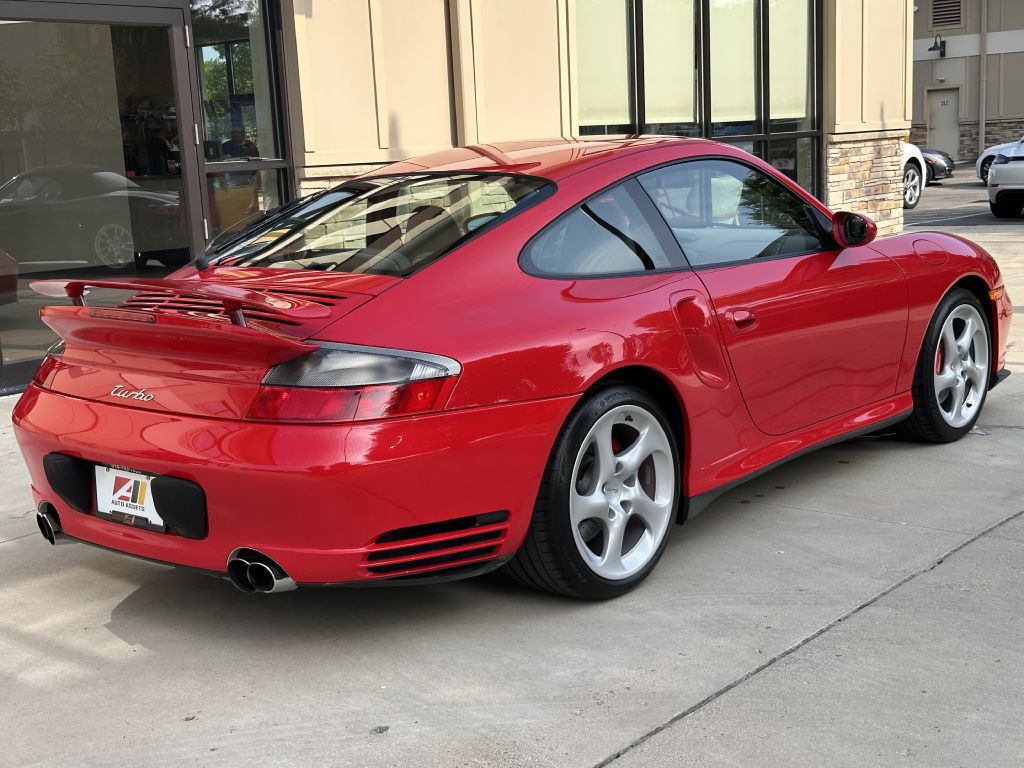 2004 Porsche 911 Image 8