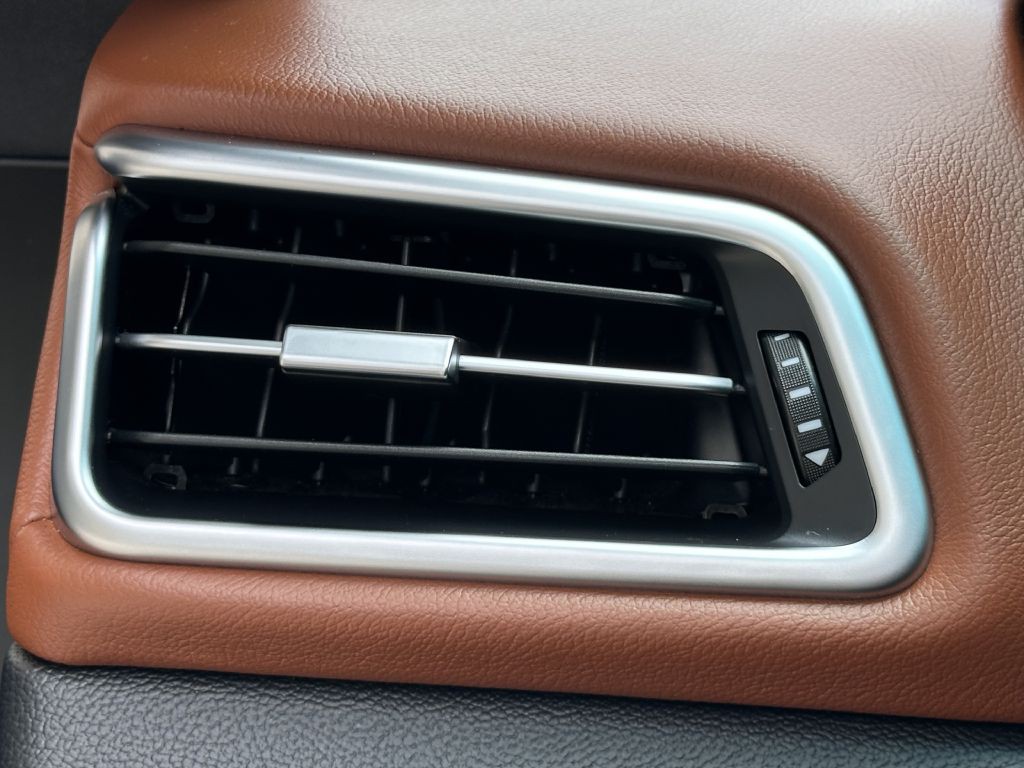 2015 Maserati Ghibli Image 38