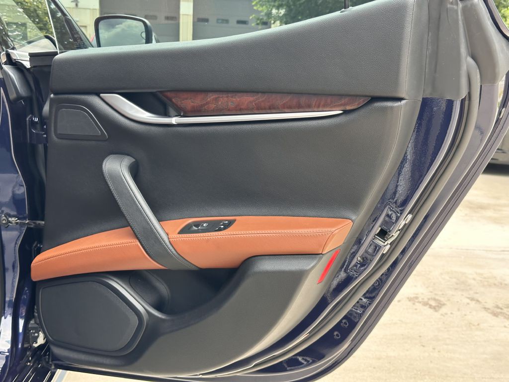 2015 Maserati Ghibli Image 110