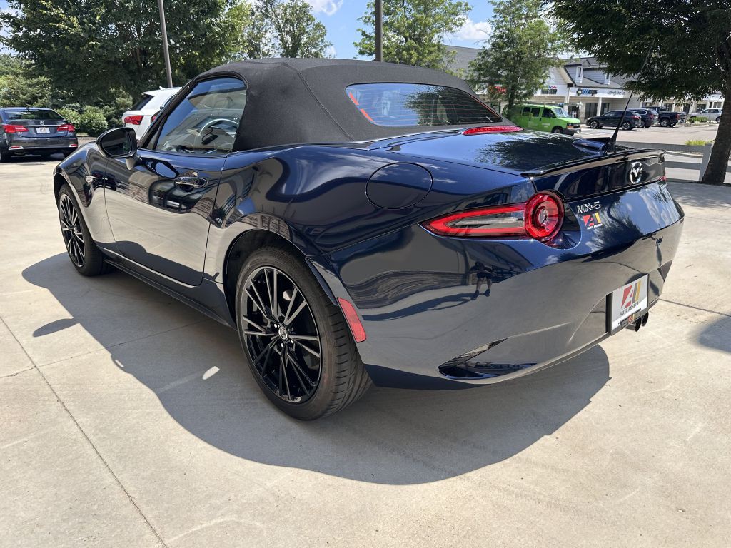 2024 Mazda MX-5 Miata Image 7