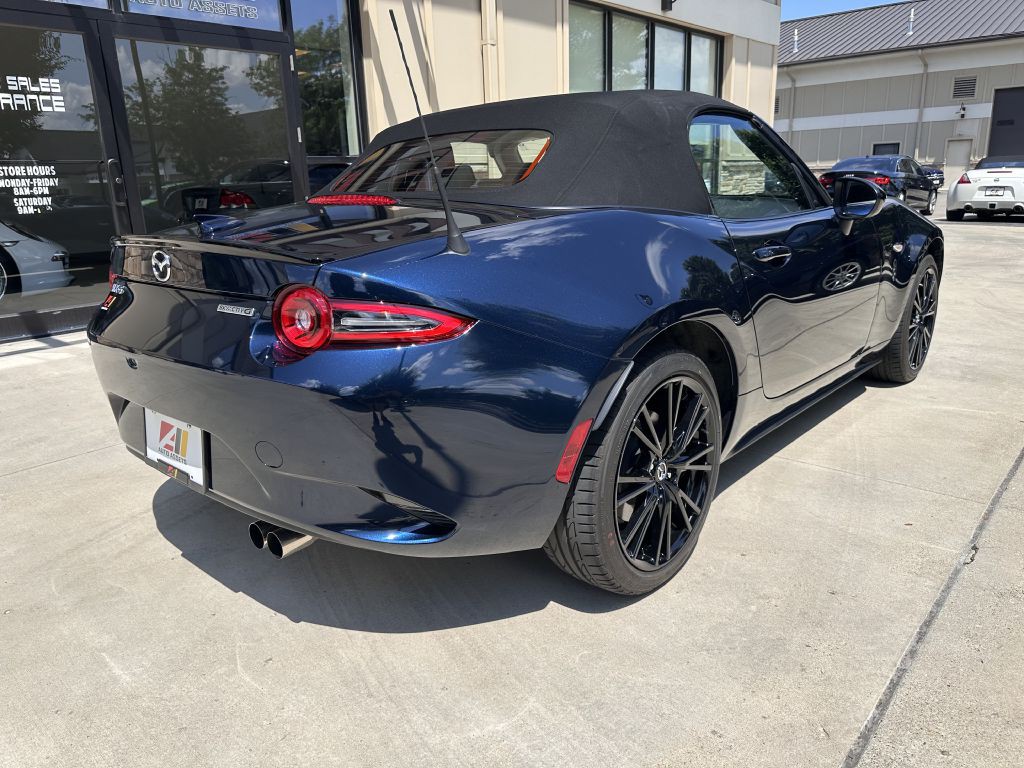 2024 Mazda MX-5 Miata Image 9