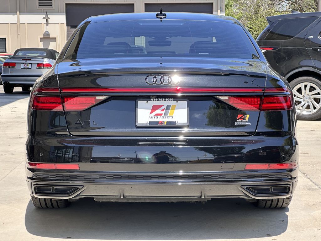 2021 Audi A8 Image 8