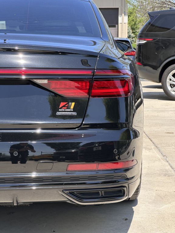 2021 Audi A8 Image 15