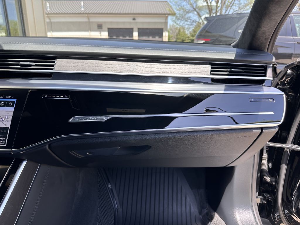 2021 Audi A8 Image 76