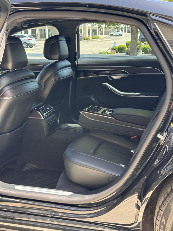 2021 Audi A8 Image 80