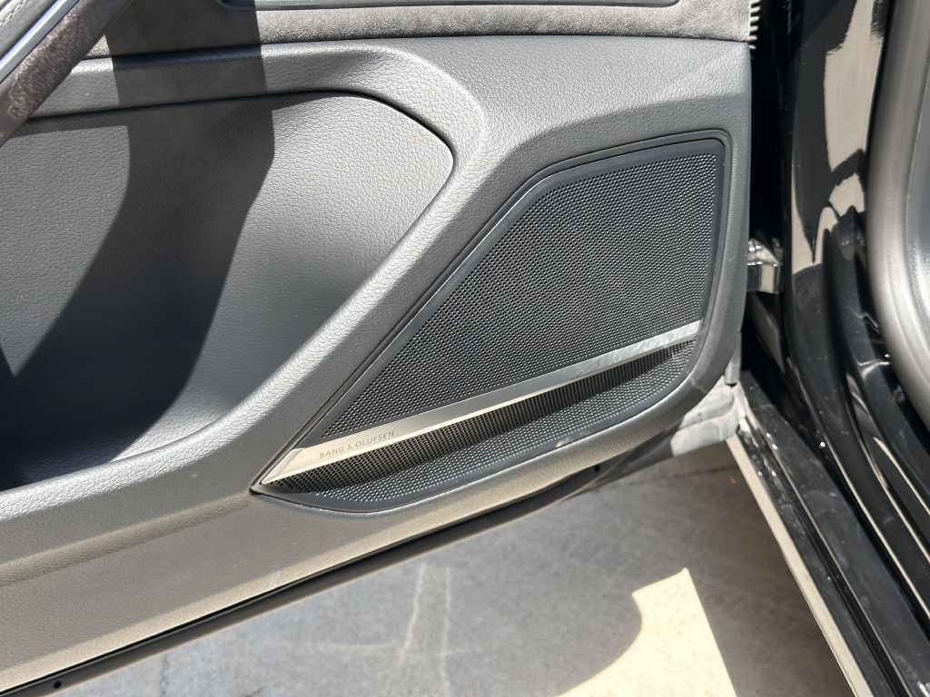 2021 Audi A8 Image 85