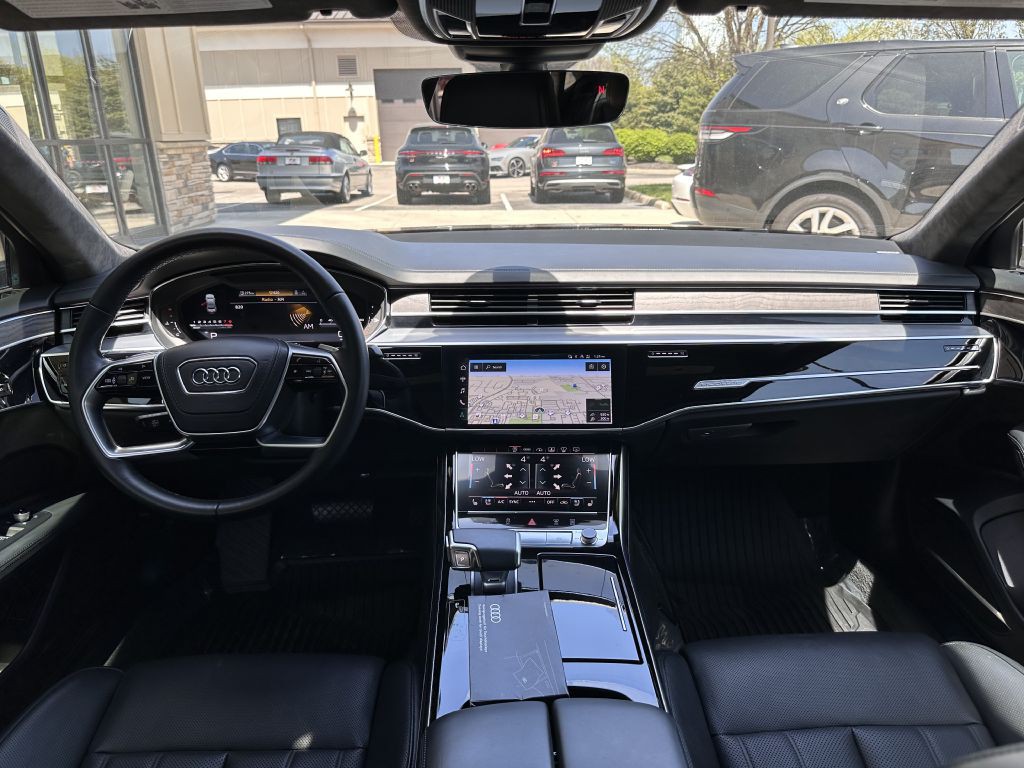 2021 Audi A8 Image 92