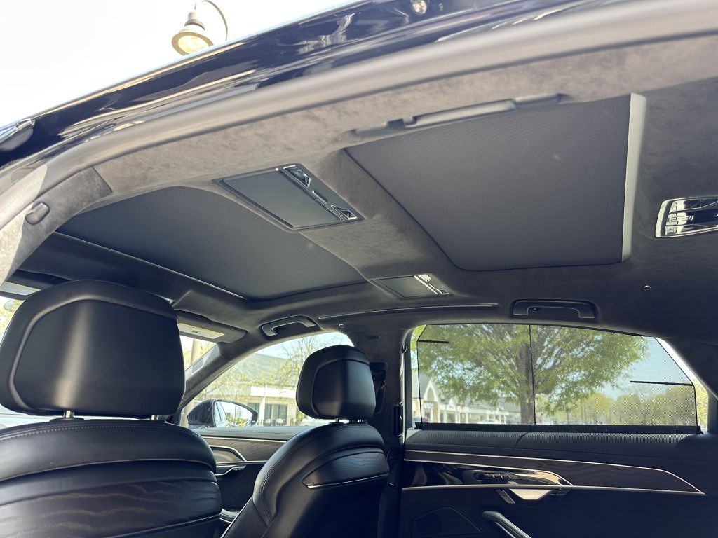 2021 Audi A8 Image 102