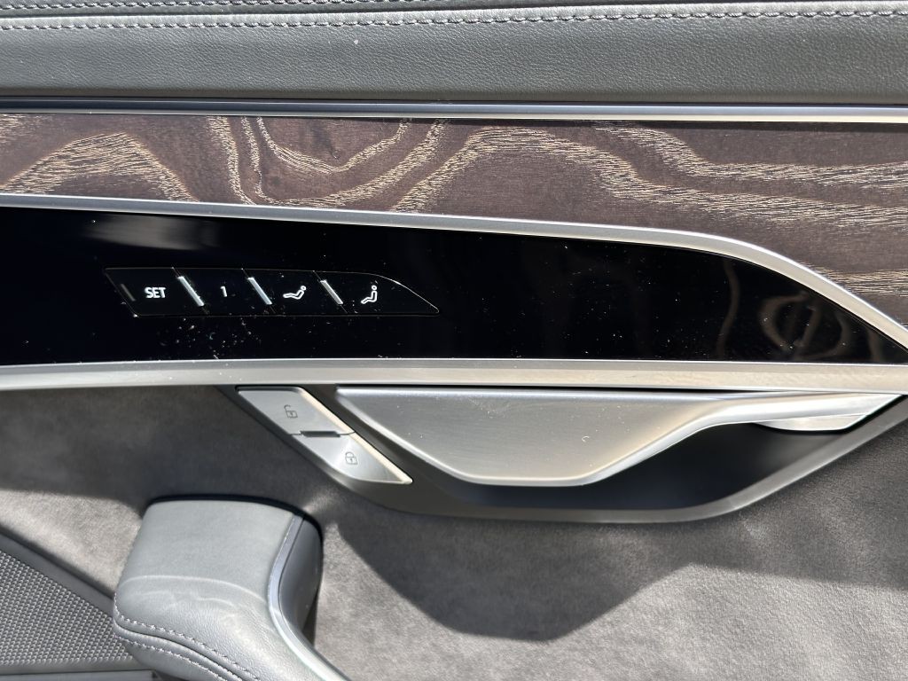 2021 Audi A8 Image 107