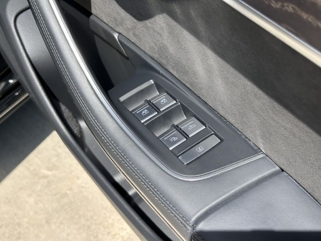 2021 Audi A8 Image 108