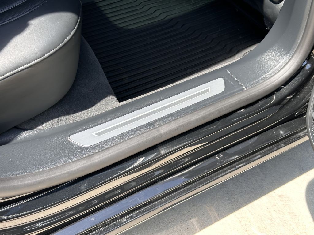 2021 Audi A8 Image 110