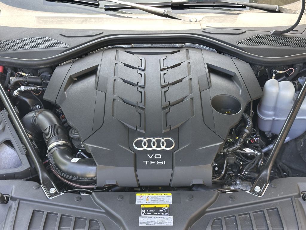 2021 Audi A8 Image 124