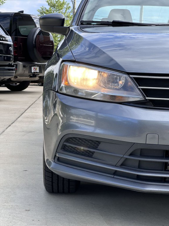 2015 Volkswagen Jetta Image 12