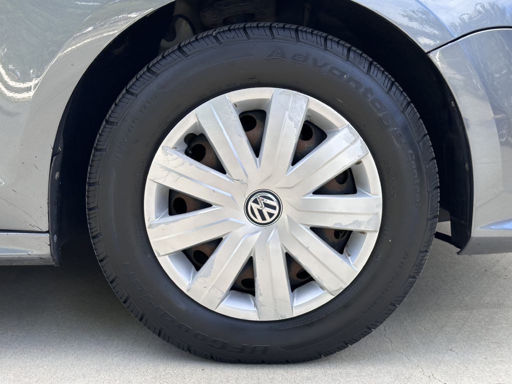 2015 Volkswagen Jetta Image 22